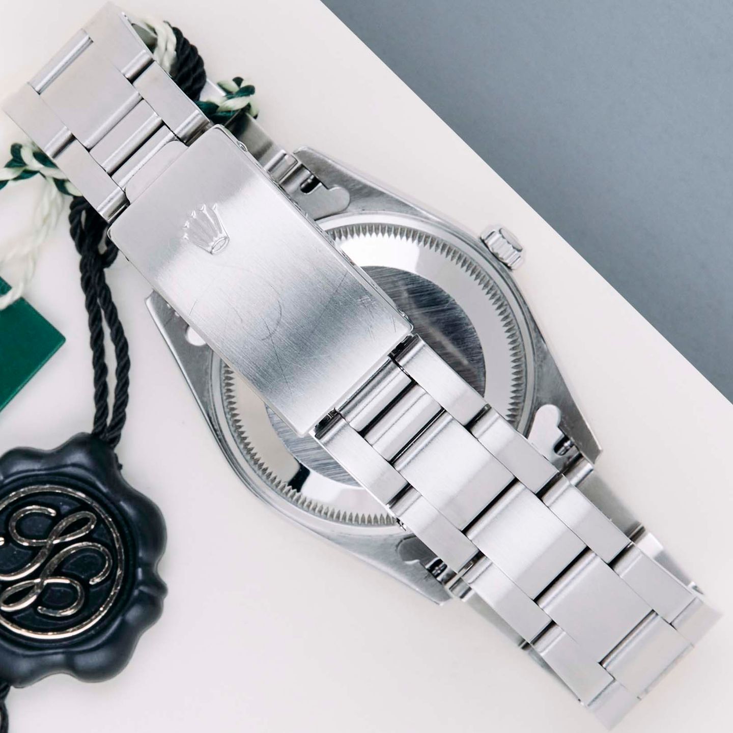 Rolex Oyster Perpetual Date 15200 - (6/8)