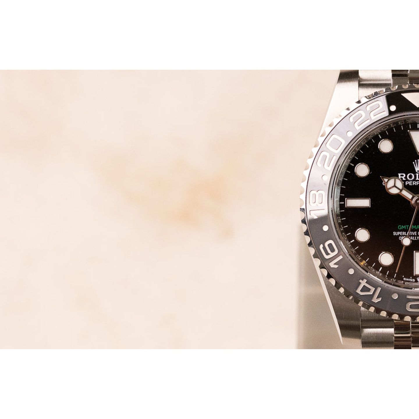 Rolex GMT-Master II 126710GRNR (2025) - 40mm Staal (4/7)