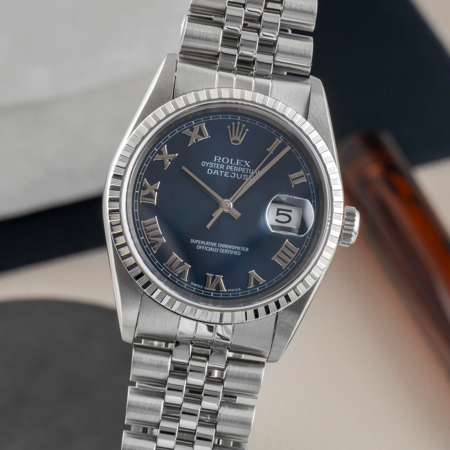 Rolex Datejust 36 16220 (Onbekend (willekeurig serienummer)) - Blauw wijzerplaat 36mm Staal (3/8)