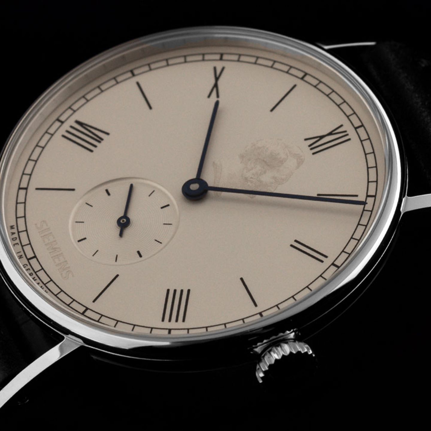 NOMOS Ludwig 207 (2020) - Wit wijzerplaat 35mm Staal (3/7)