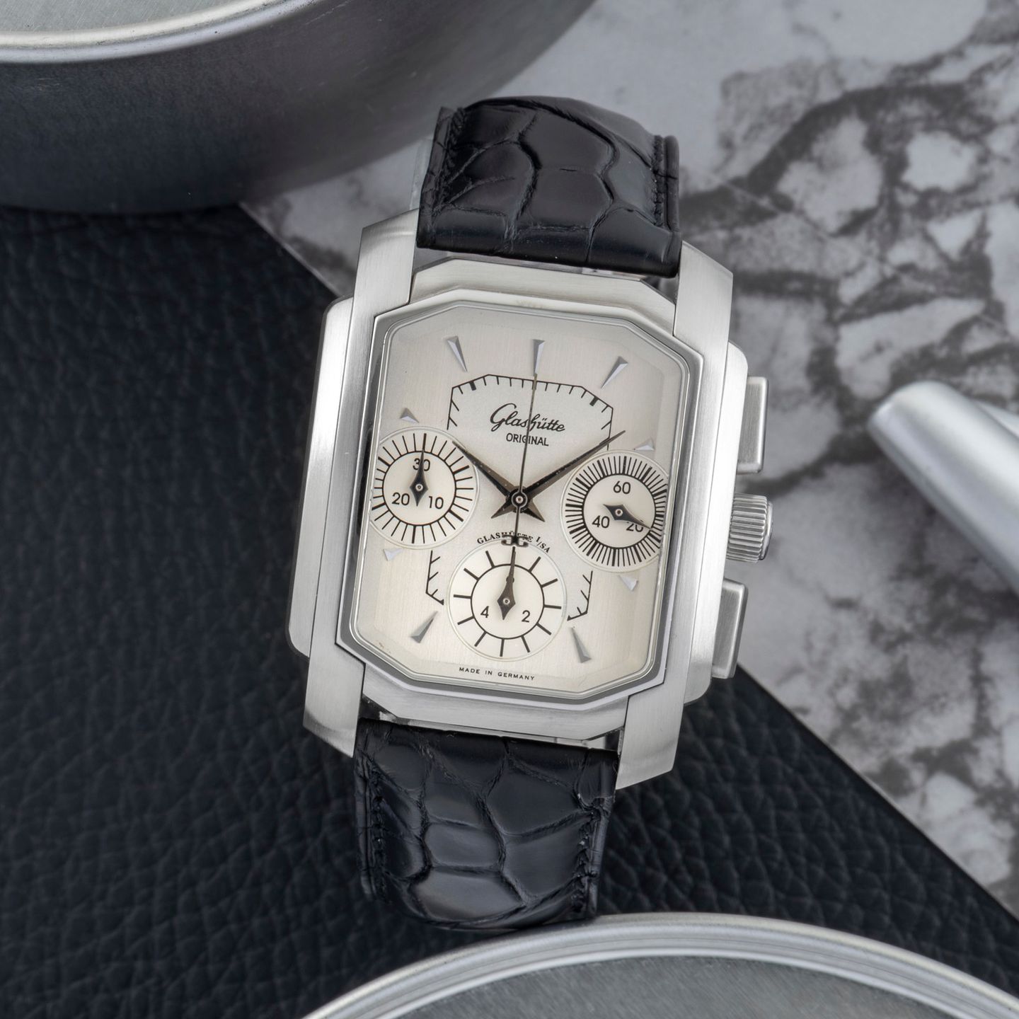 Glashütte Original Senator Karrée 1-39-31-06-04-04 (Unknown (random serial)) - Silver dial 35 mm Steel case (1/8)