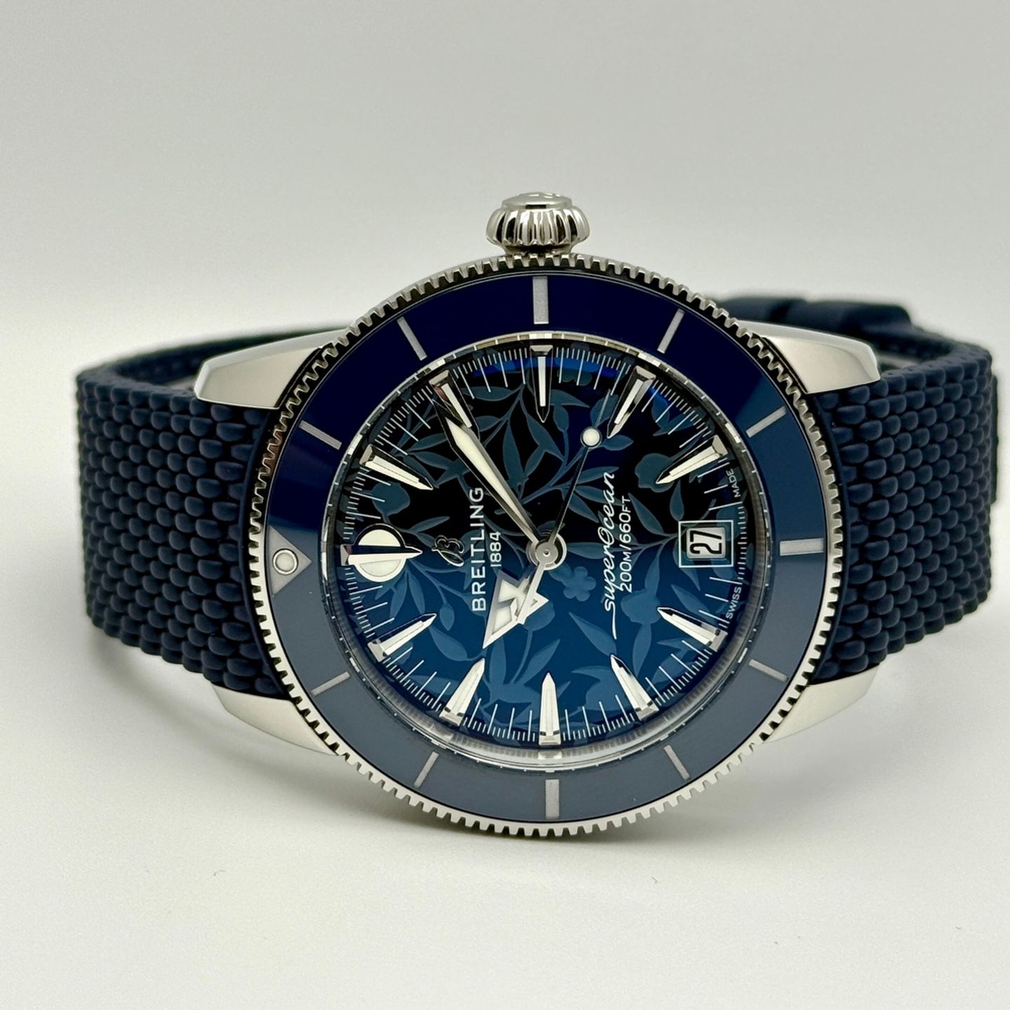 Breitling Superocean Heritage AB31101A1C1S1 (2025) - Blue dial 40 mm Steel case (2/8)
