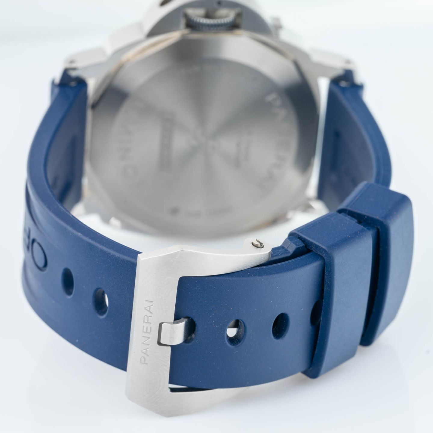 Panerai Luminor PAM01085 (2024) - Blue dial 44 mm Steel case (4/5)