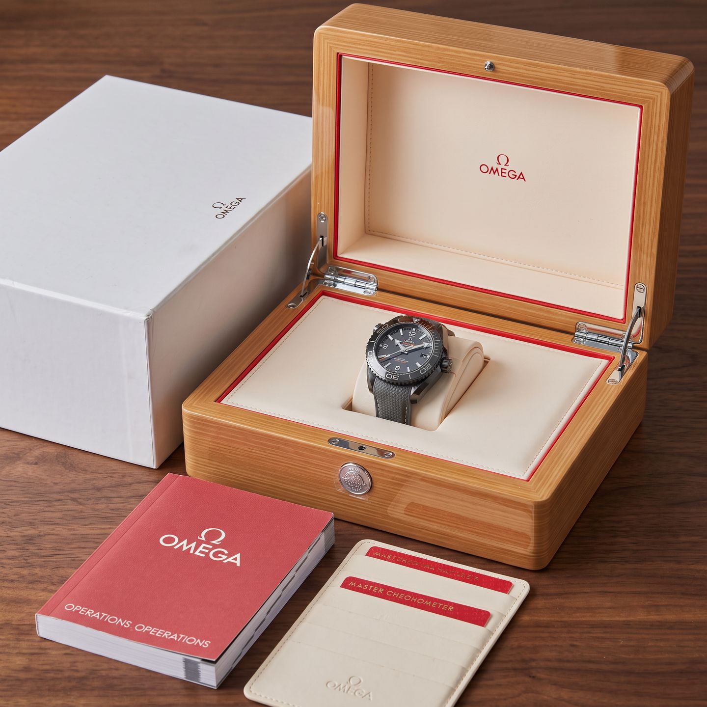 Omega Seamaster Planet Ocean 215.92.46.22.01.001 - (5/5)