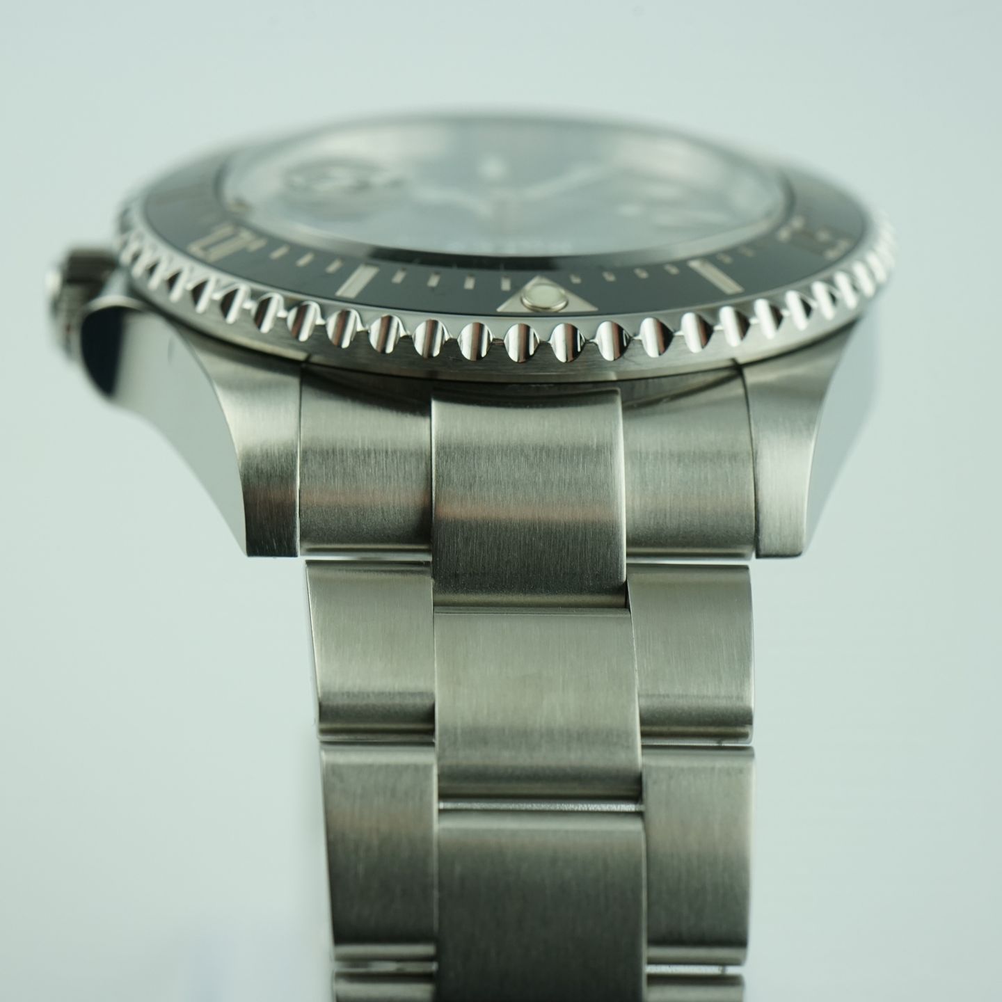 Rolex Sea-Dweller 126600 - (5/8)