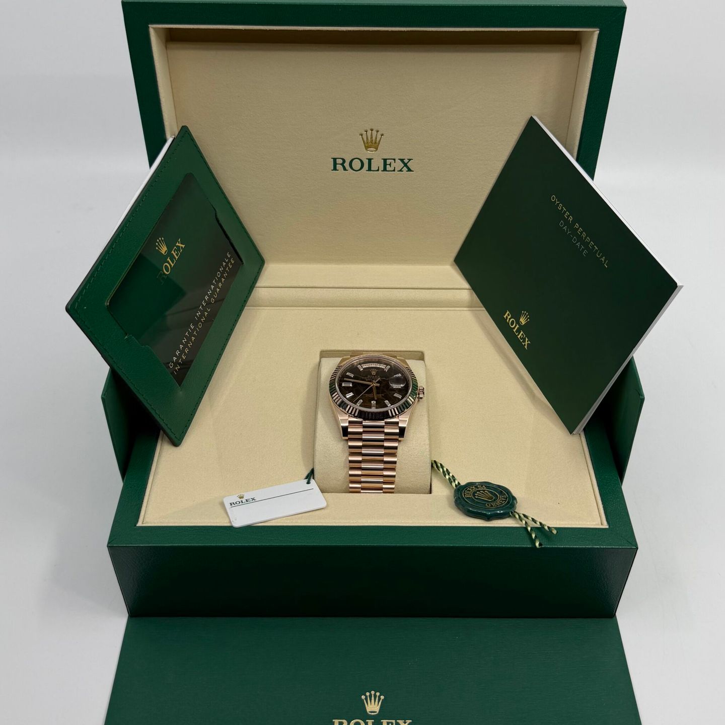 Rolex Day-Date 40 228235 - (3/8)