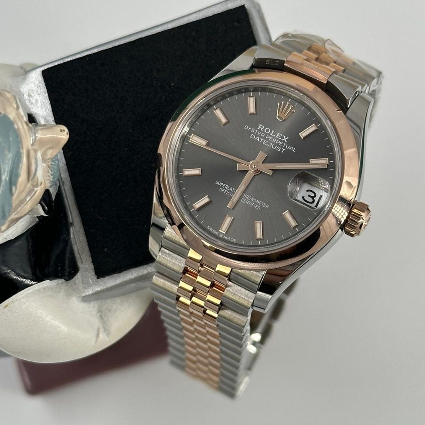 Rolex Datejust 278241 (2026) - 31mm Goud/Staal (4/10)