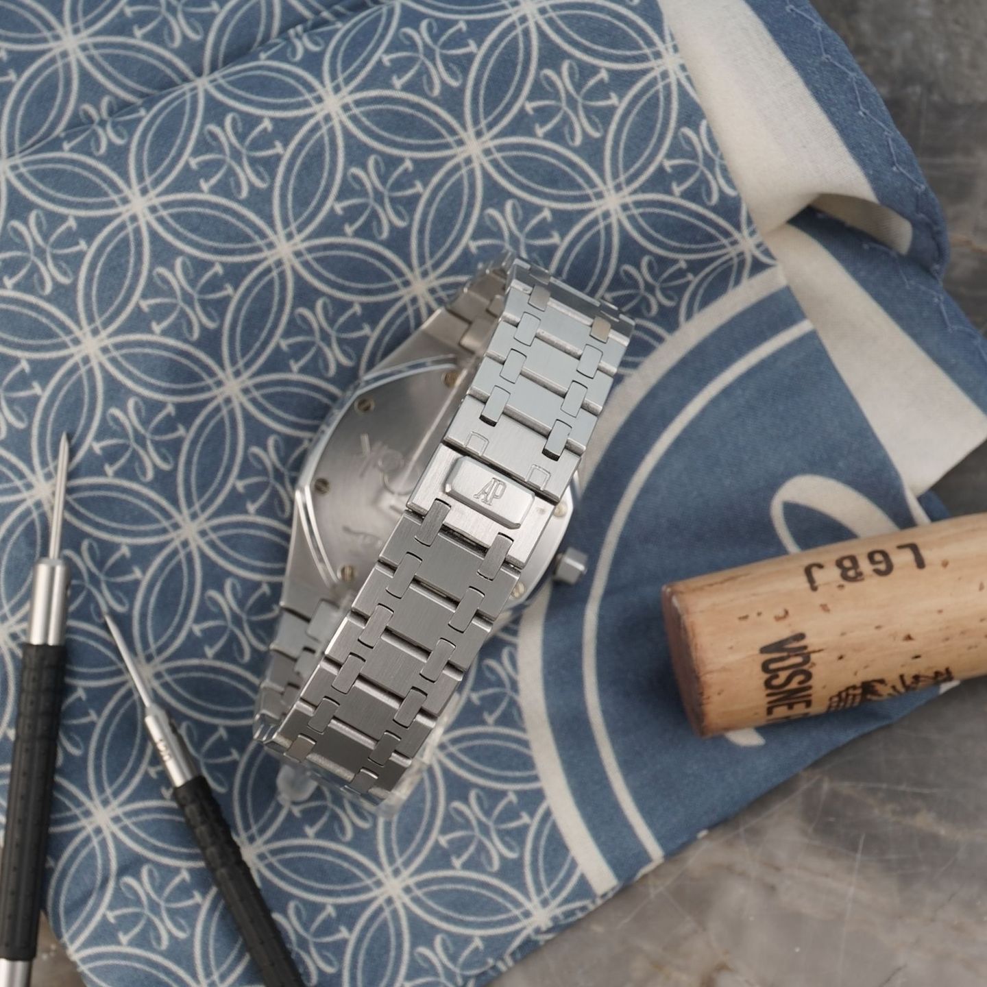 Audemars Piguet Royal Oak 15090ST (1997) - Silver dial 36 mm Steel case (6/8)