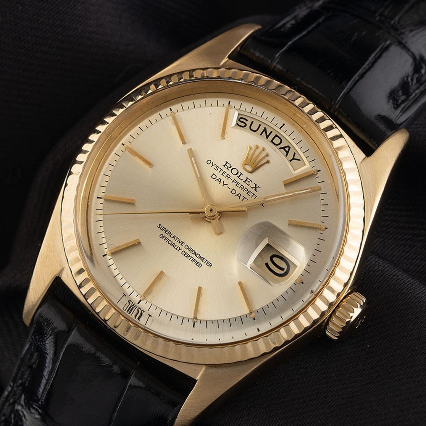 Rolex Day-Date 1803 (1972) - Champagne wijzerplaat 36mm Geelgoud (3/8)