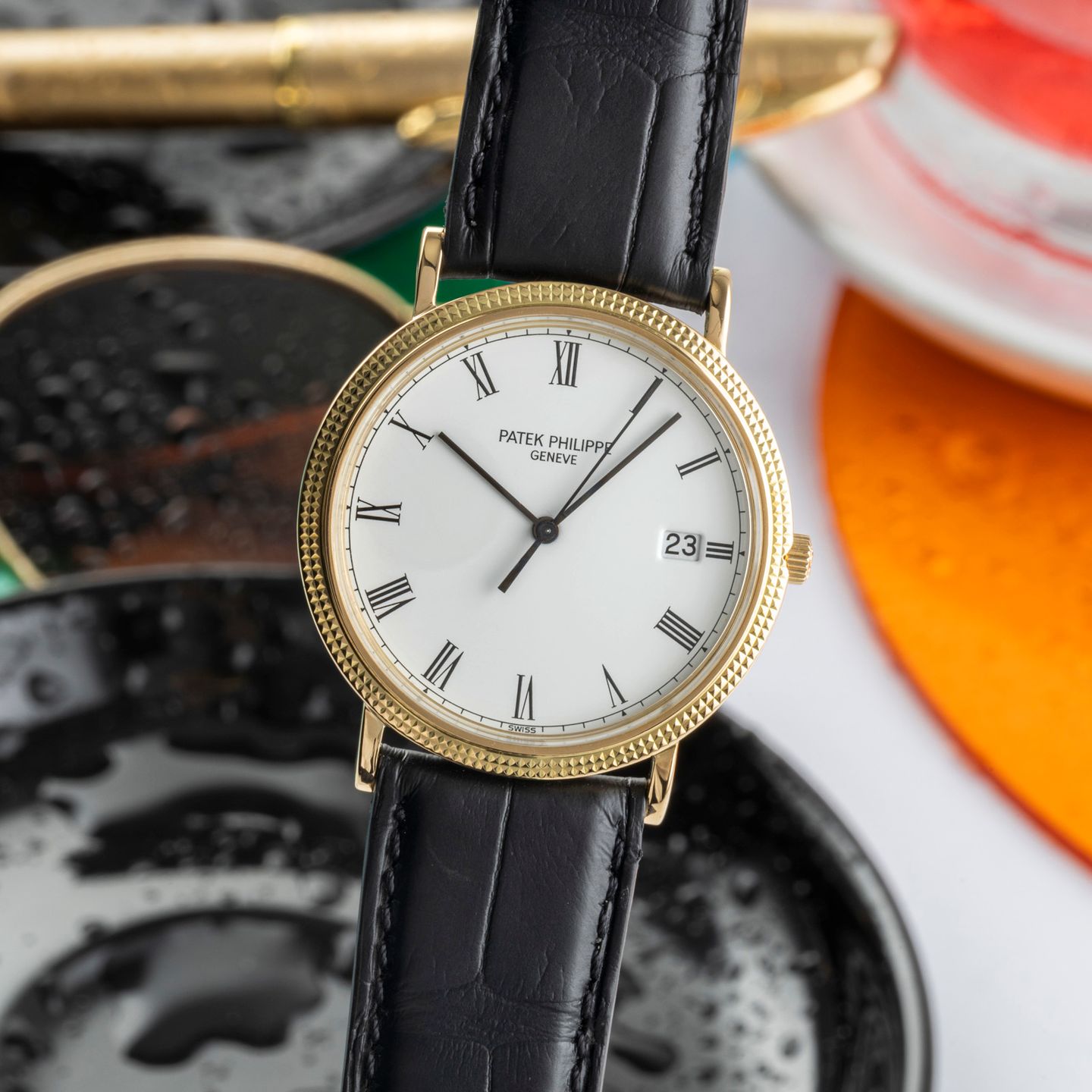 Patek Philippe Calatrava 3944 (1980) - Wit wijzerplaat 33mm Geelgoud (3/8)