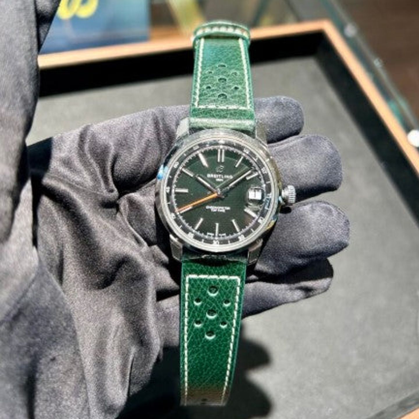 Breitling Top Time AB3113171L1X1 (2025) - Green dial 38 mm Steel case (1/1)