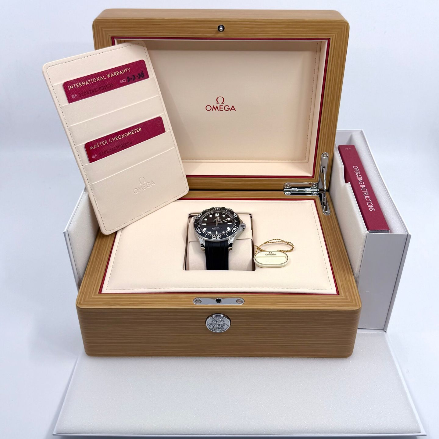 Omega Seamaster Diver 300 M 210.32.42.20.01.003 - (3/8)