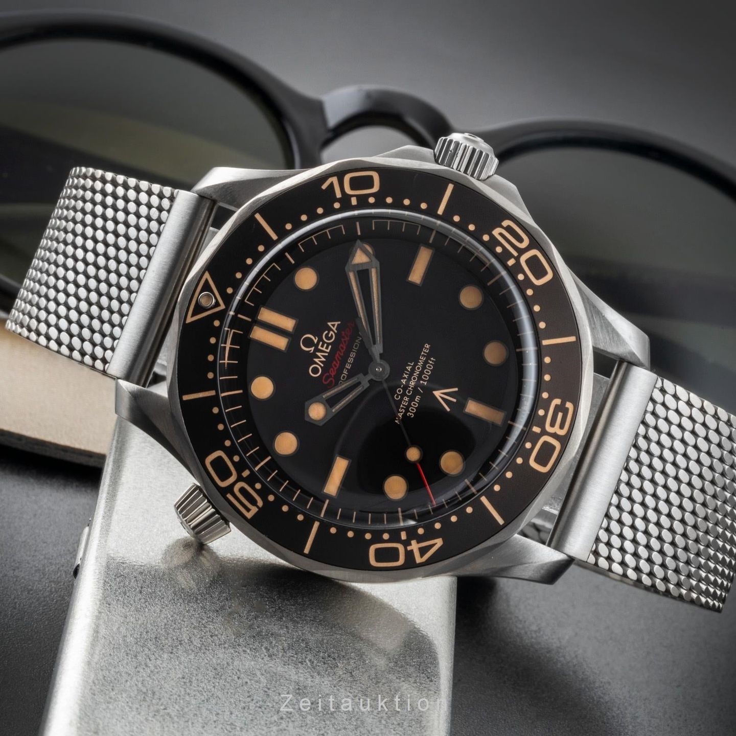 Omega Seamaster Diver 300 M 210.90.42.20.01.001 - (2/8)