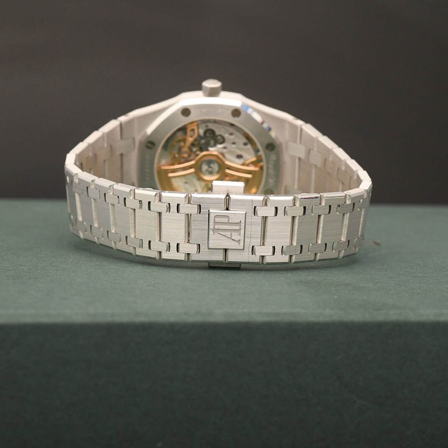 Audemars Piguet Royal Oak Jumbo 16202BC - (6/8)