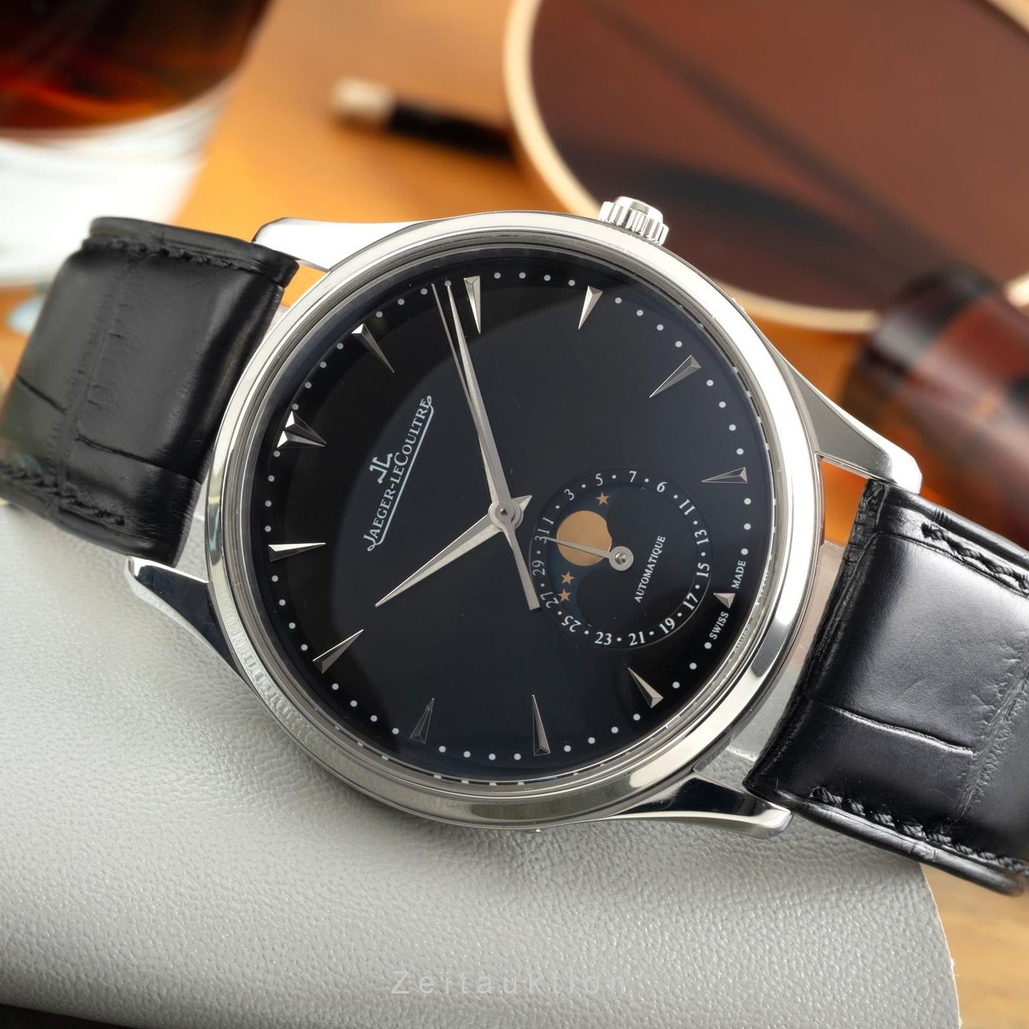 Jaeger-LeCoultre Master Ultra Thin Moon Q1368470 - (2/8)