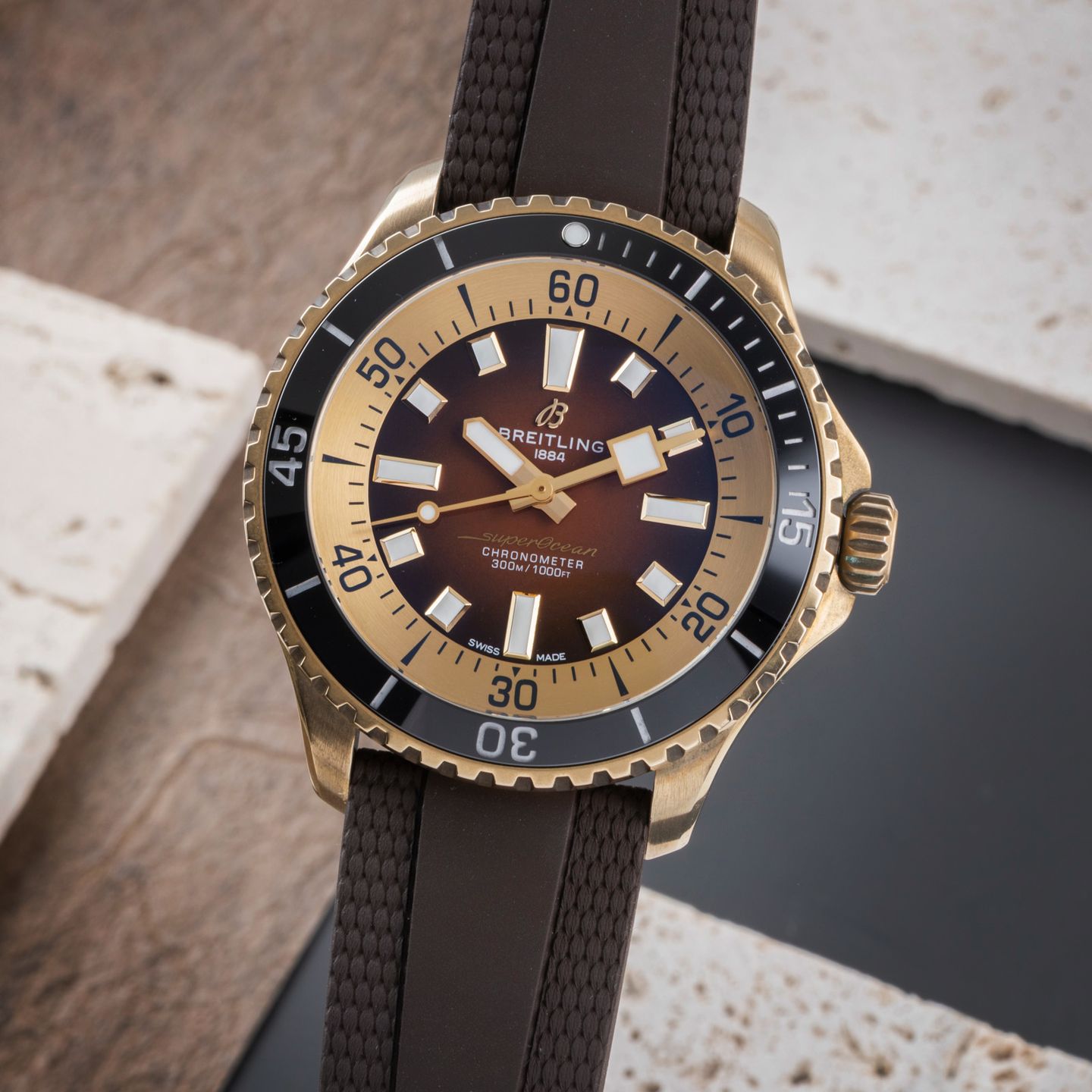 Breitling Superocean 44 N17376201Q1S1 (Unknown (random serial)) - Brown dial 44 mm Carbon case (3/8)