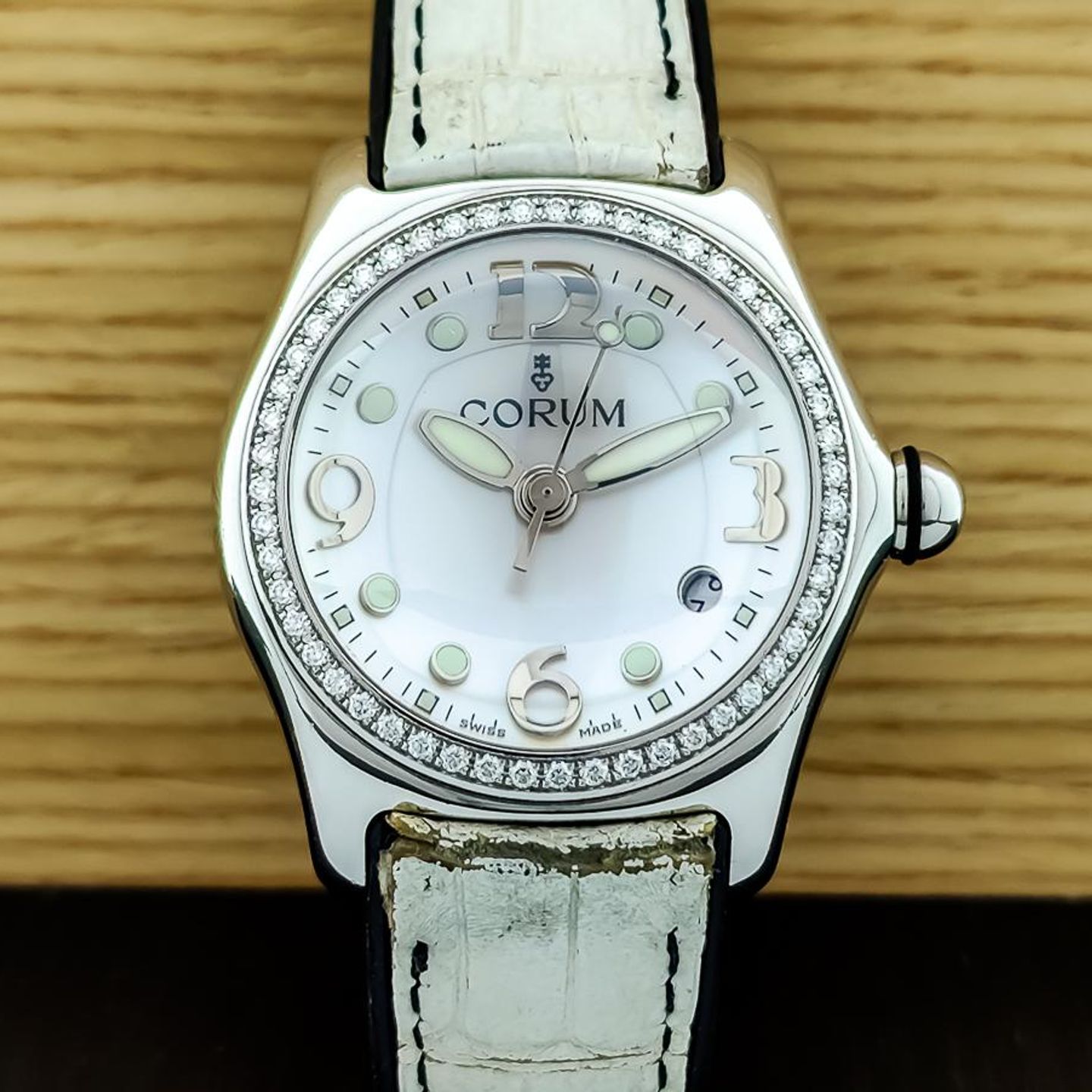 Corum Bubble 39.151.47 - (1/8)