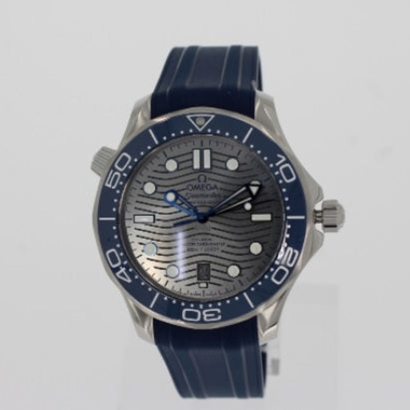 Omega Seamaster Diver 300 M 210.32.42.20.06.001 (2025) - Grey dial 42 mm Steel case (1/4)