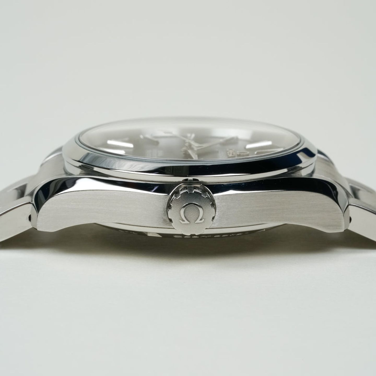 Omega Seamaster Aqua Terra 231.10.39.21.01.001 (2012) - Black dial 39 mm Steel case (7/8)