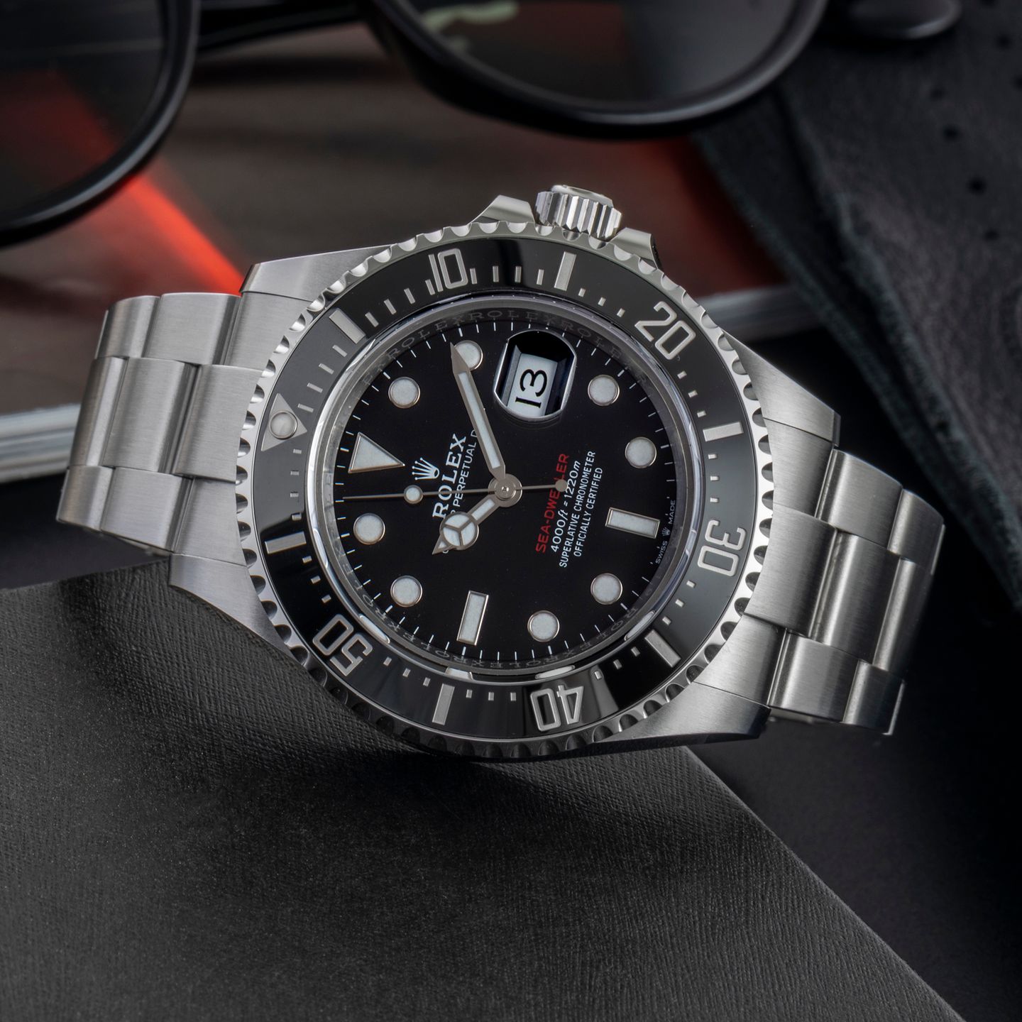Rolex Sea-Dweller 126600 (Onbekend (willekeurig serienummer)) - Zwart wijzerplaat 43mm Staal (2/8)