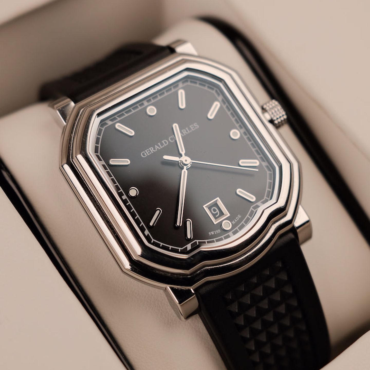 Gerald Charles Unknown GC20A02 (2022) - Black dial Unknown Steel case (1/8)