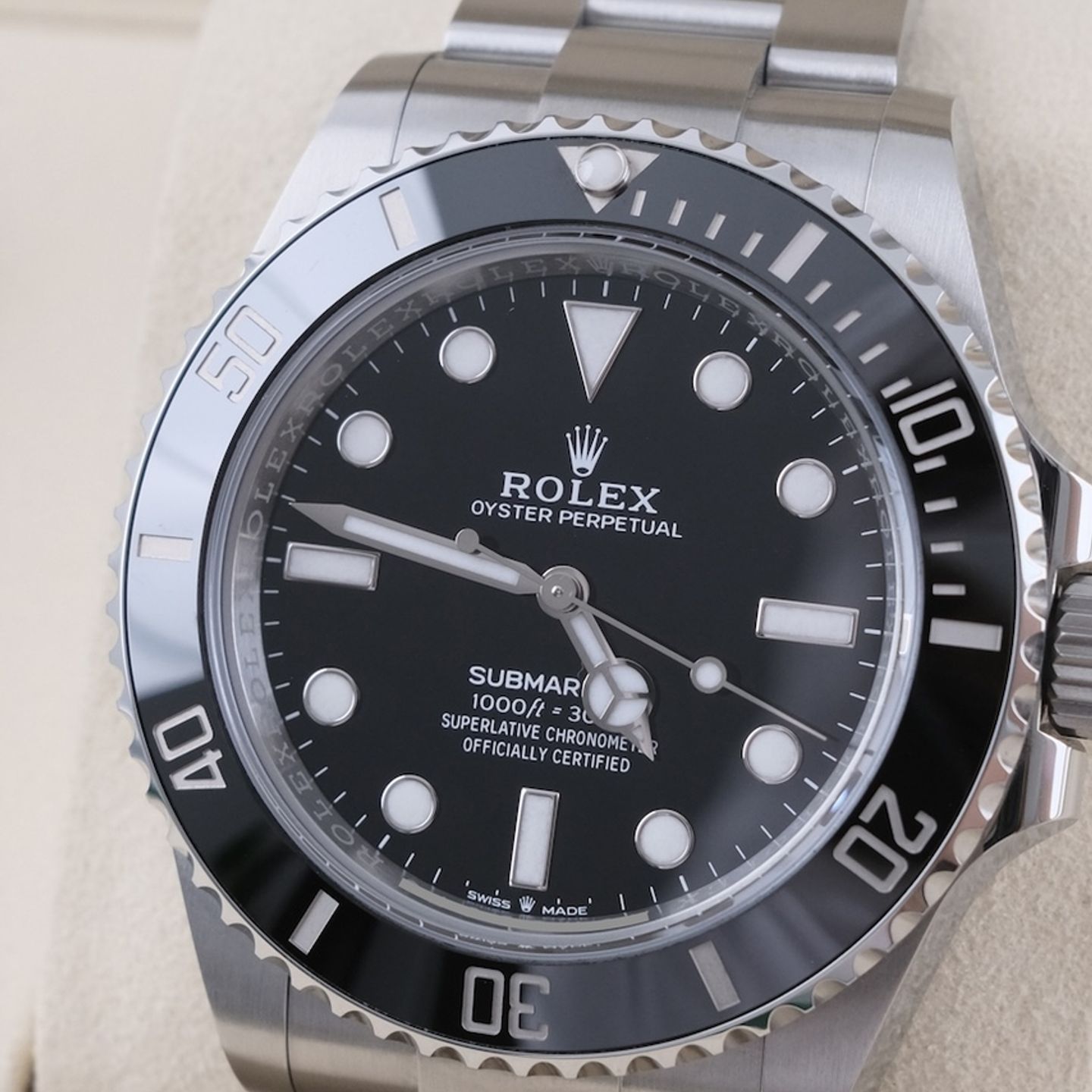 Rolex Submariner No Date 124060 - (5/8)