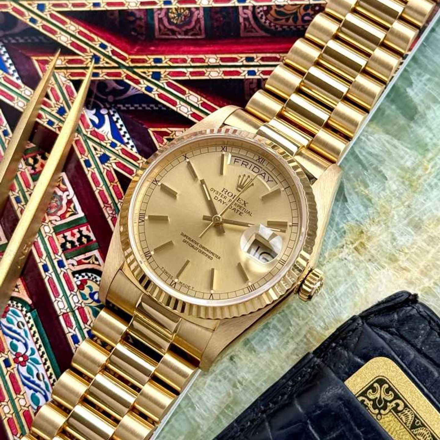 Rolex Day-Date 18038 (1987) - Gold dial 36 mm Yellow Gold case (3/8)