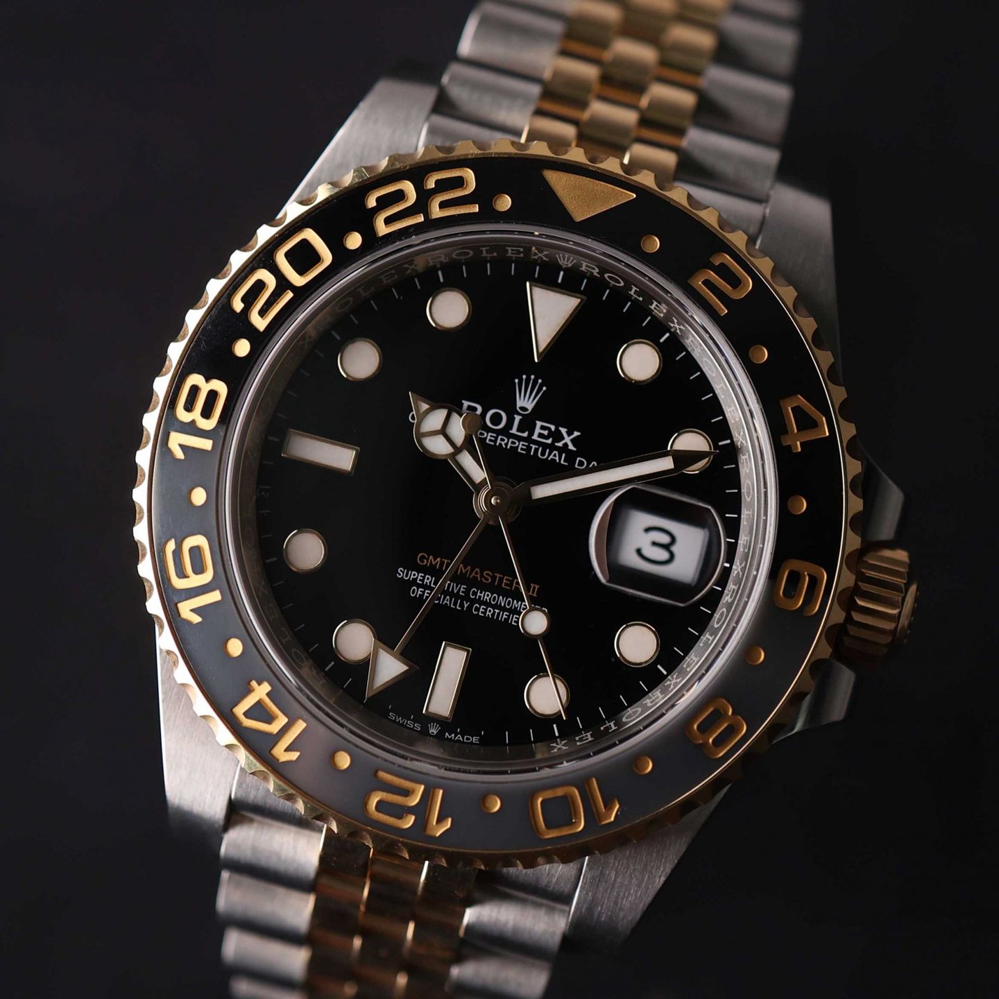 Rolex GMT-Master II 126713GRNR - (2/3)