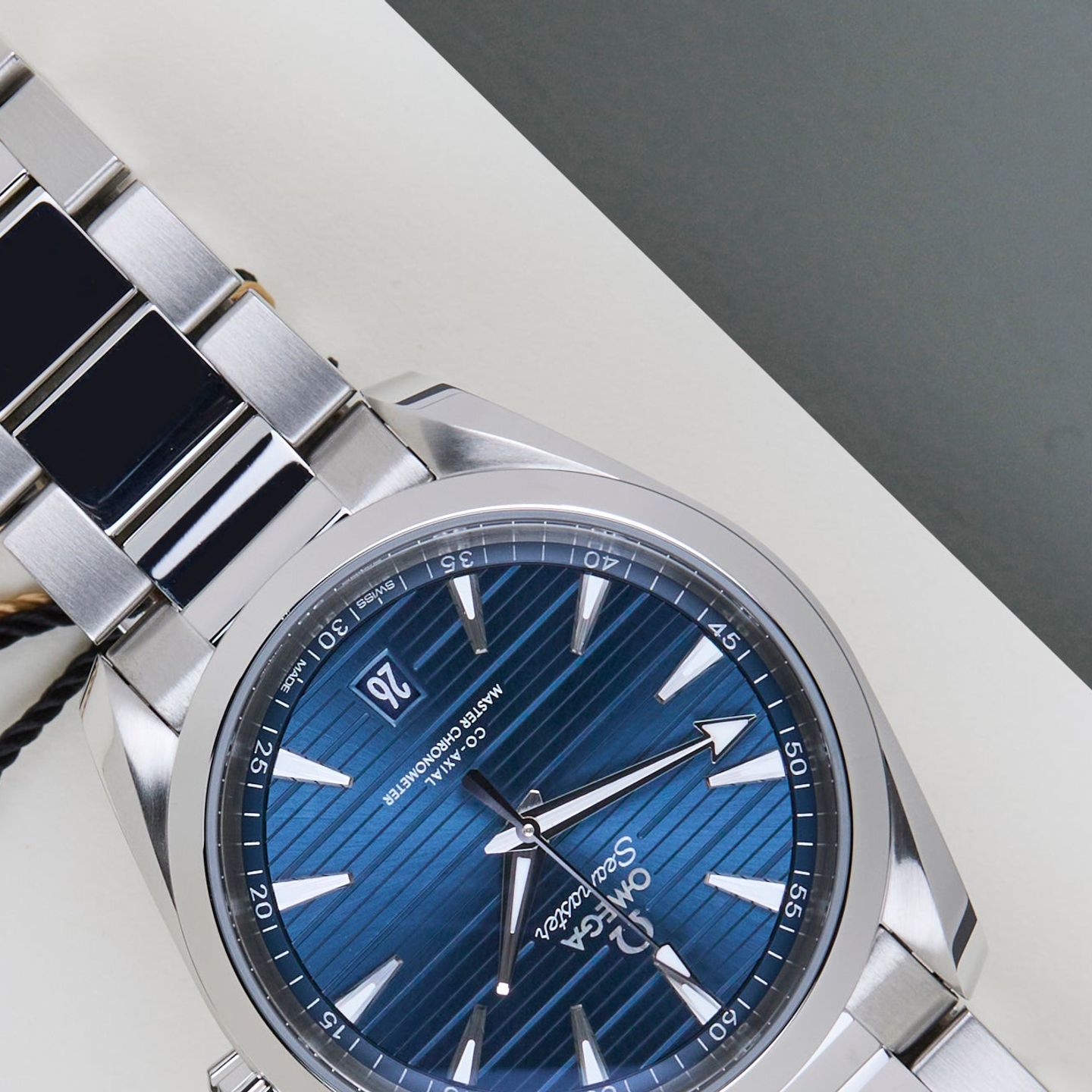Omega Seamaster Aqua Terra 220.10.38.20.03.001 (2023) - Blauw wijzerplaat 38mm Staal (4/8)