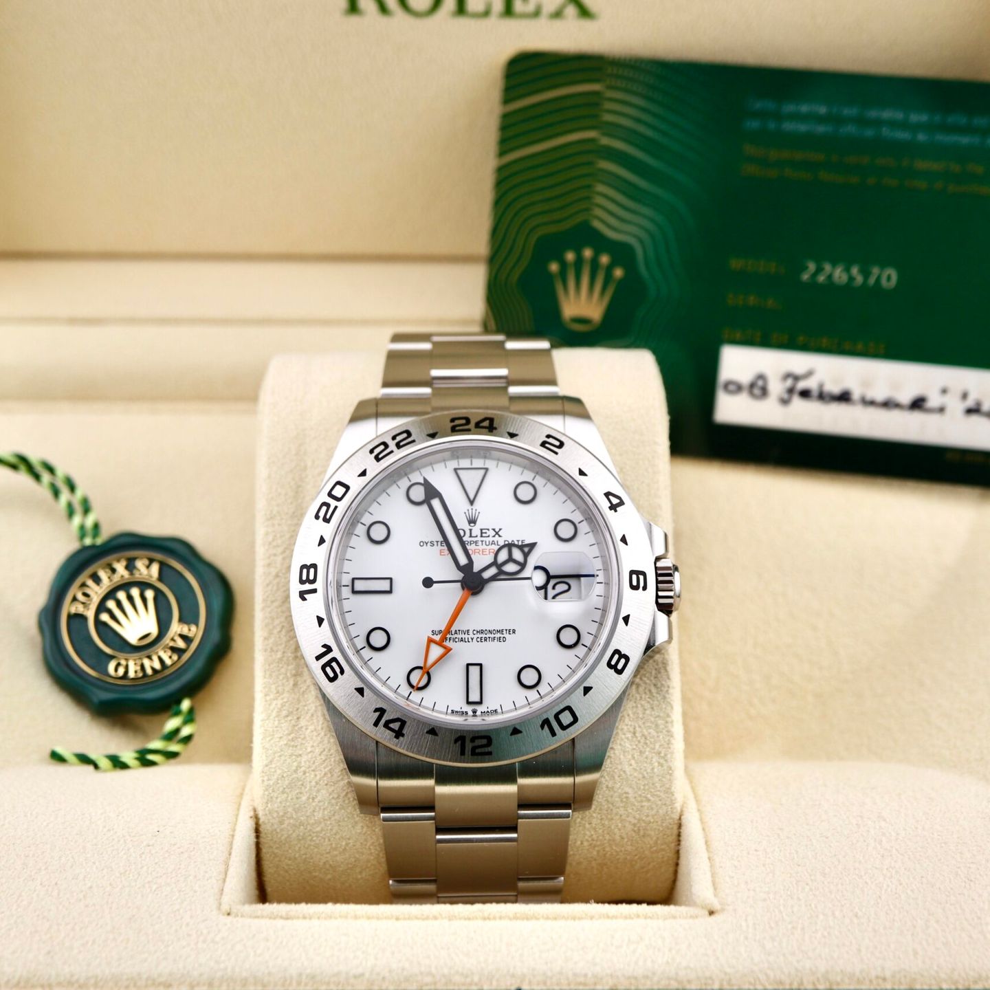 Rolex Explorer II 226570 (2023) - Wit wijzerplaat 42mm Staal (2/7)