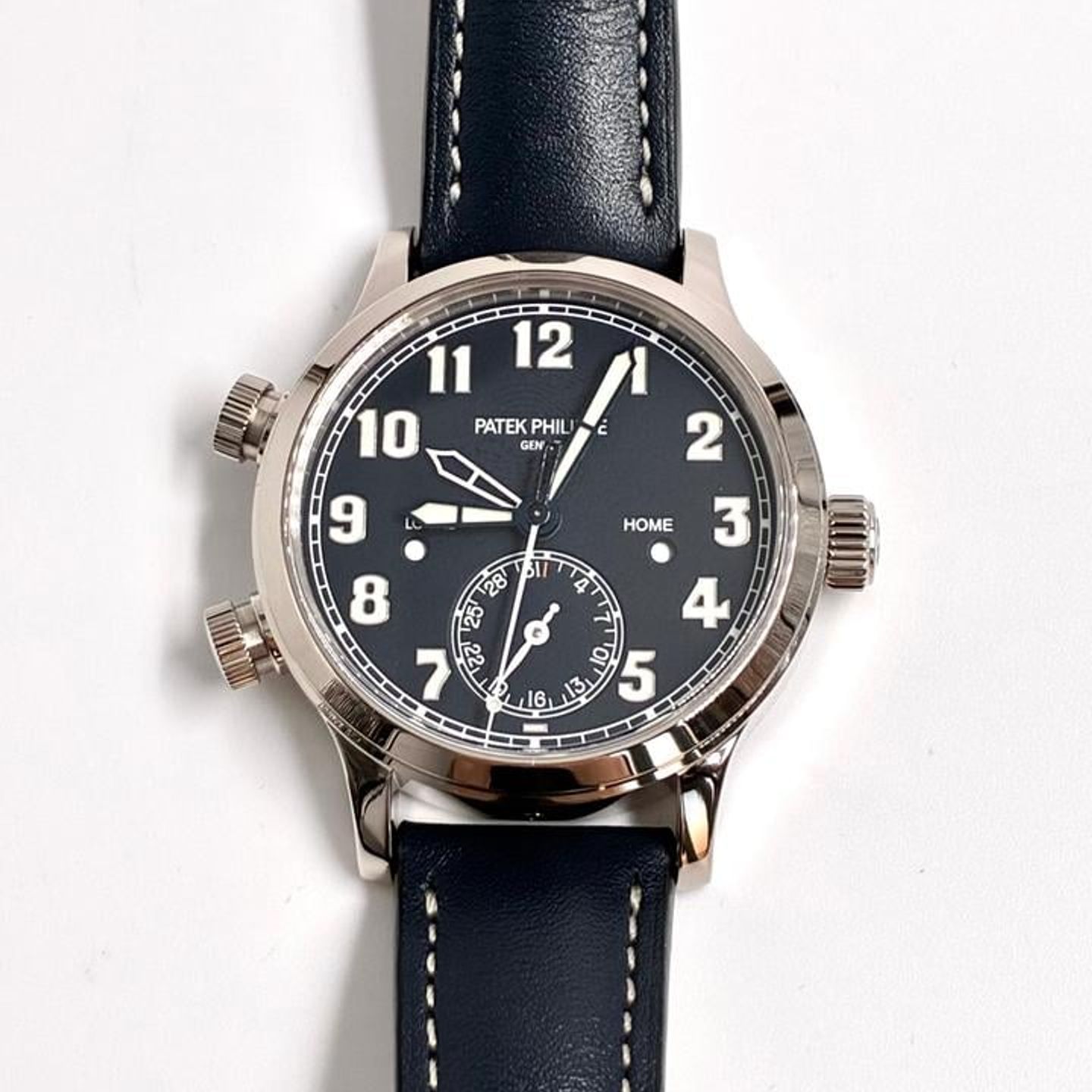 Patek Philippe Calatrava 7234G-001 - (7/10)