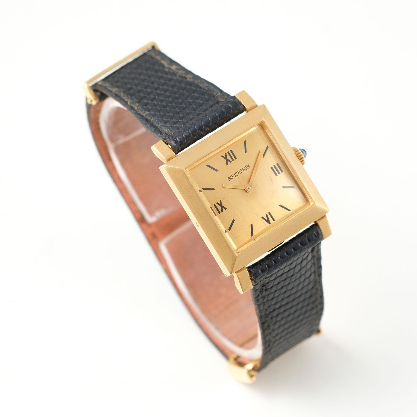 Boucheron Unknown Unknown (1965) - Champagne dial 24 mm Yellow Gold case (2/8)