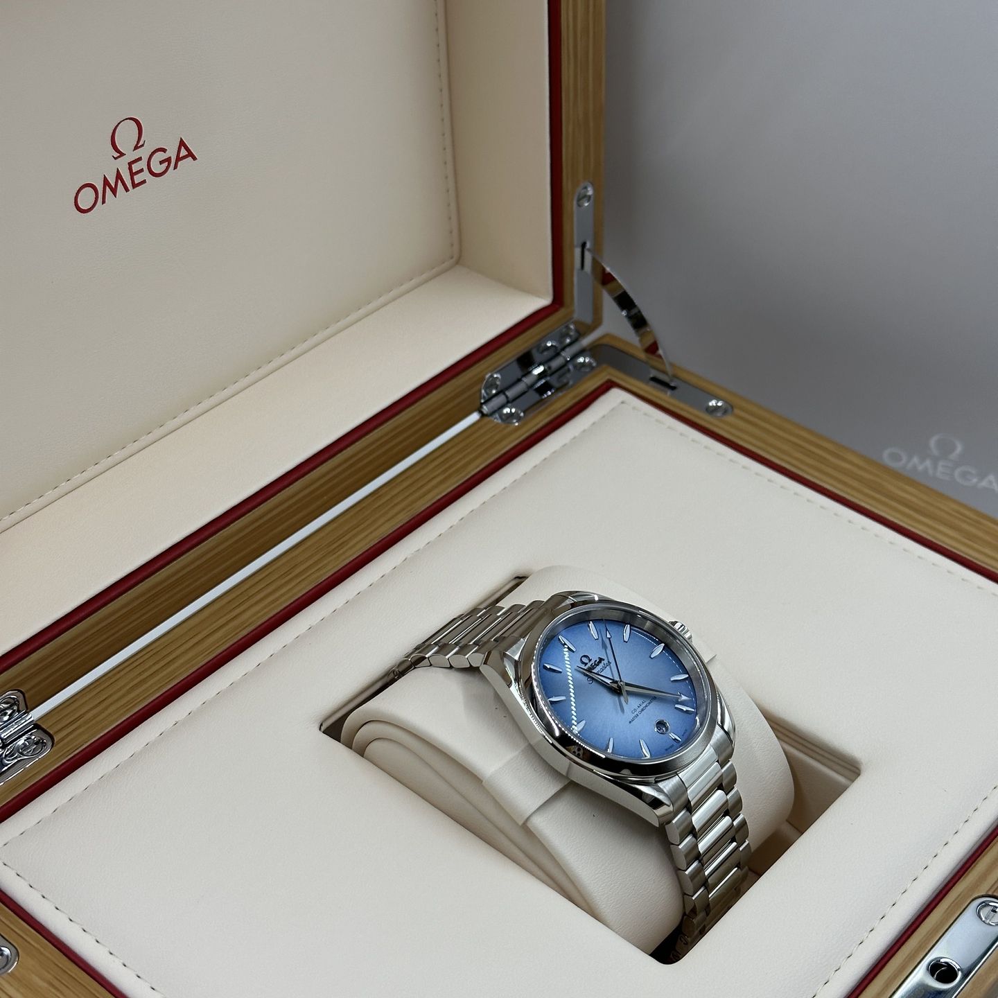 Omega Seamaster Aqua Terra 220.10.38.20.03.004 (2024) - Blauw wijzerplaat 38mm Staal (3/8)