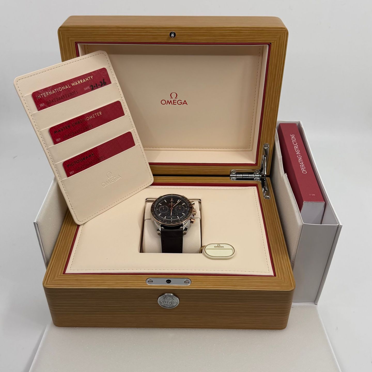 Omega Speedmaster Moonphase 304.23.44.52.13.001 (2026) - Bruin wijzerplaat 44mm Staal (3/8)