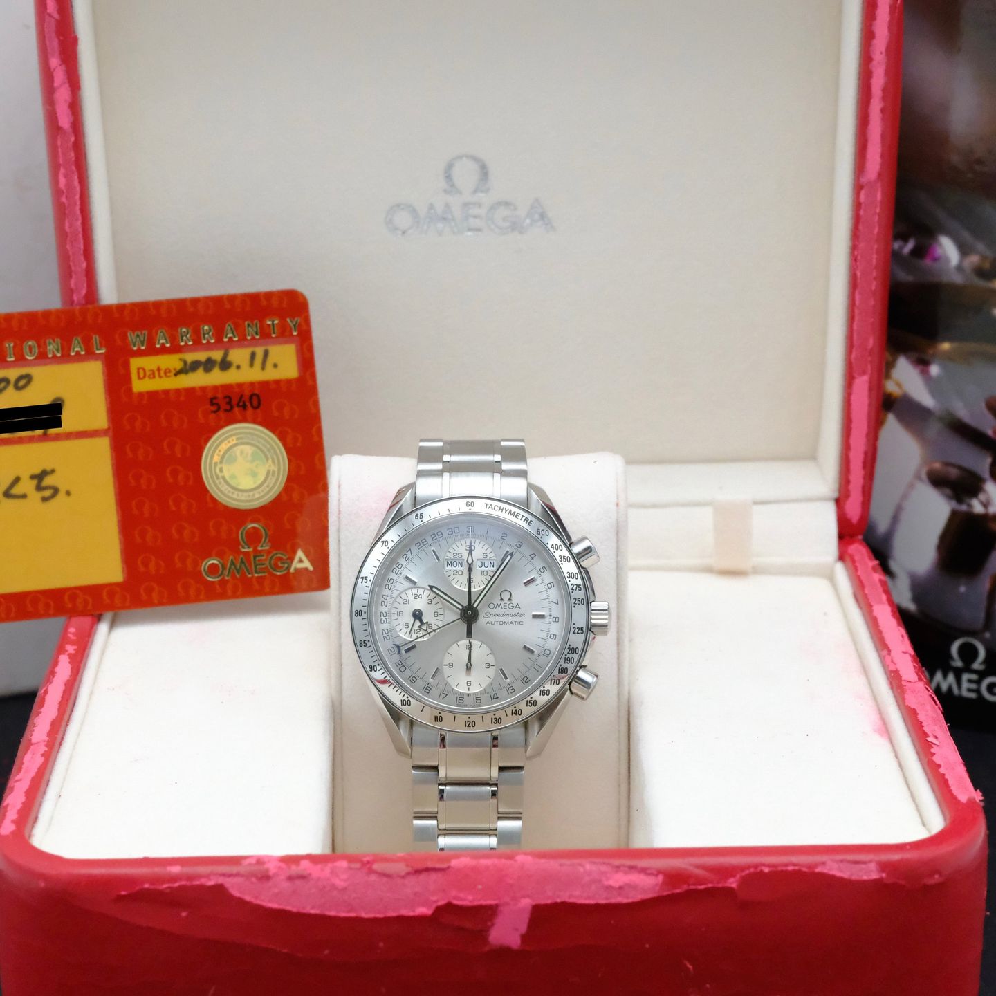 Omega Speedmaster Day Date 3523.30.00 (2006) - Silver dial 39 mm Steel case (3/8)