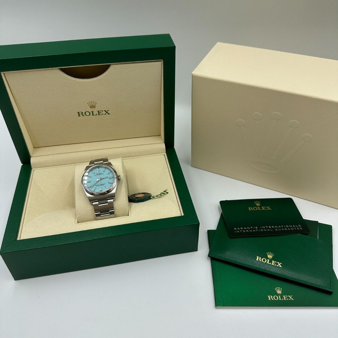 Rolex Oyster Perpetual 36 126000 (2024) - Blauw wijzerplaat 36mm Staal (2/8)