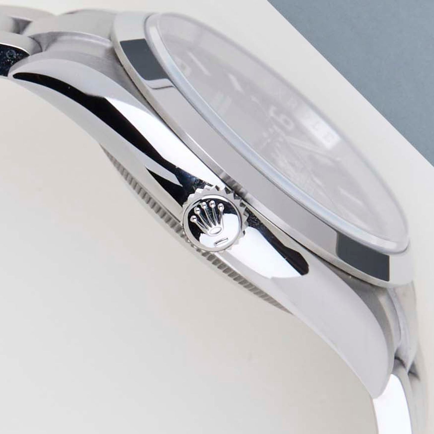 Rolex Explorer 124270 (2025) - Black dial 36 mm Steel case (8/8)