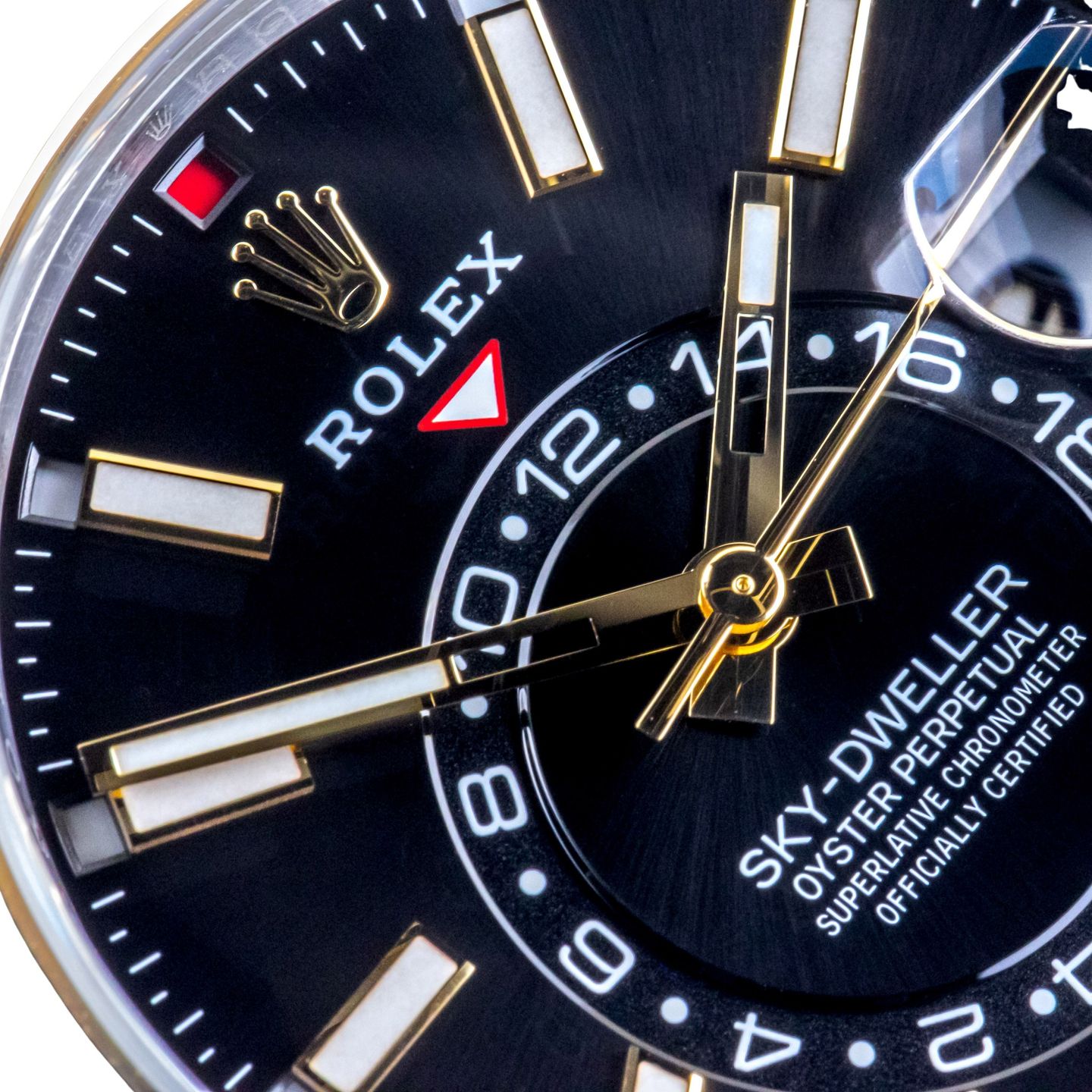 Rolex Sky-Dweller 336933 (2025) - 42mm Goud/Staal (2/8)