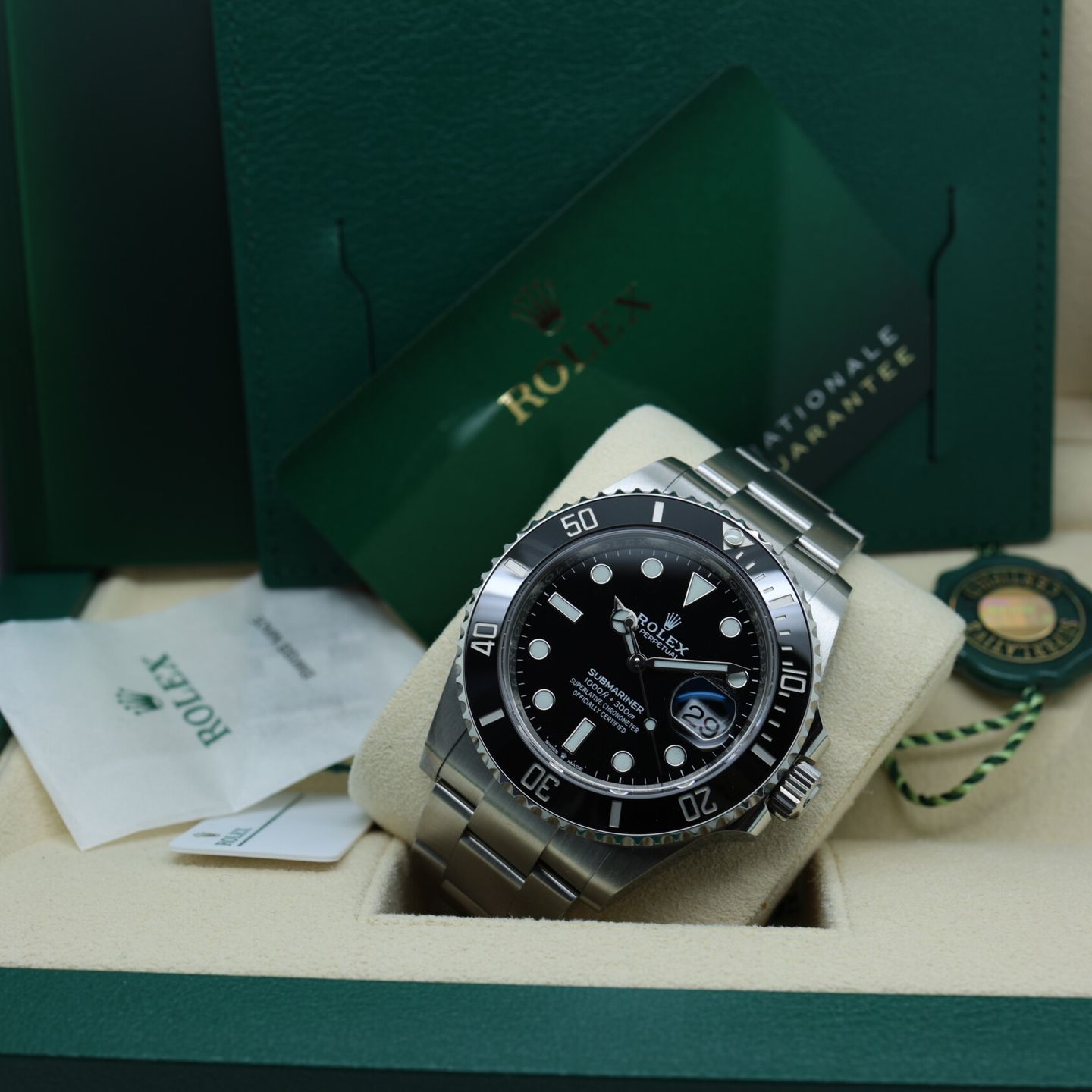 Rolex Submariner Date 126610LN - (7/8)