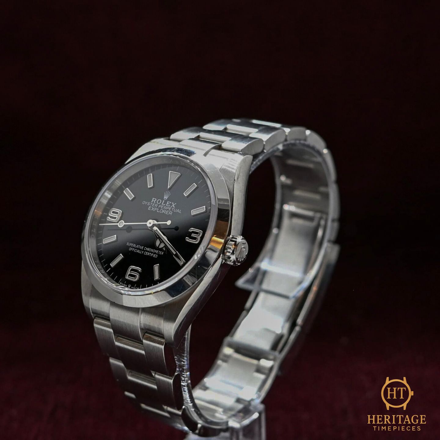 Rolex Explorer 124270 (2022) - Black dial 36 mm Steel case (2/8)