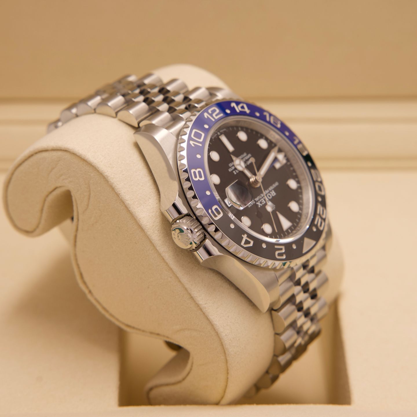 Rolex GMT-Master II 126710BLNR - (4/5)