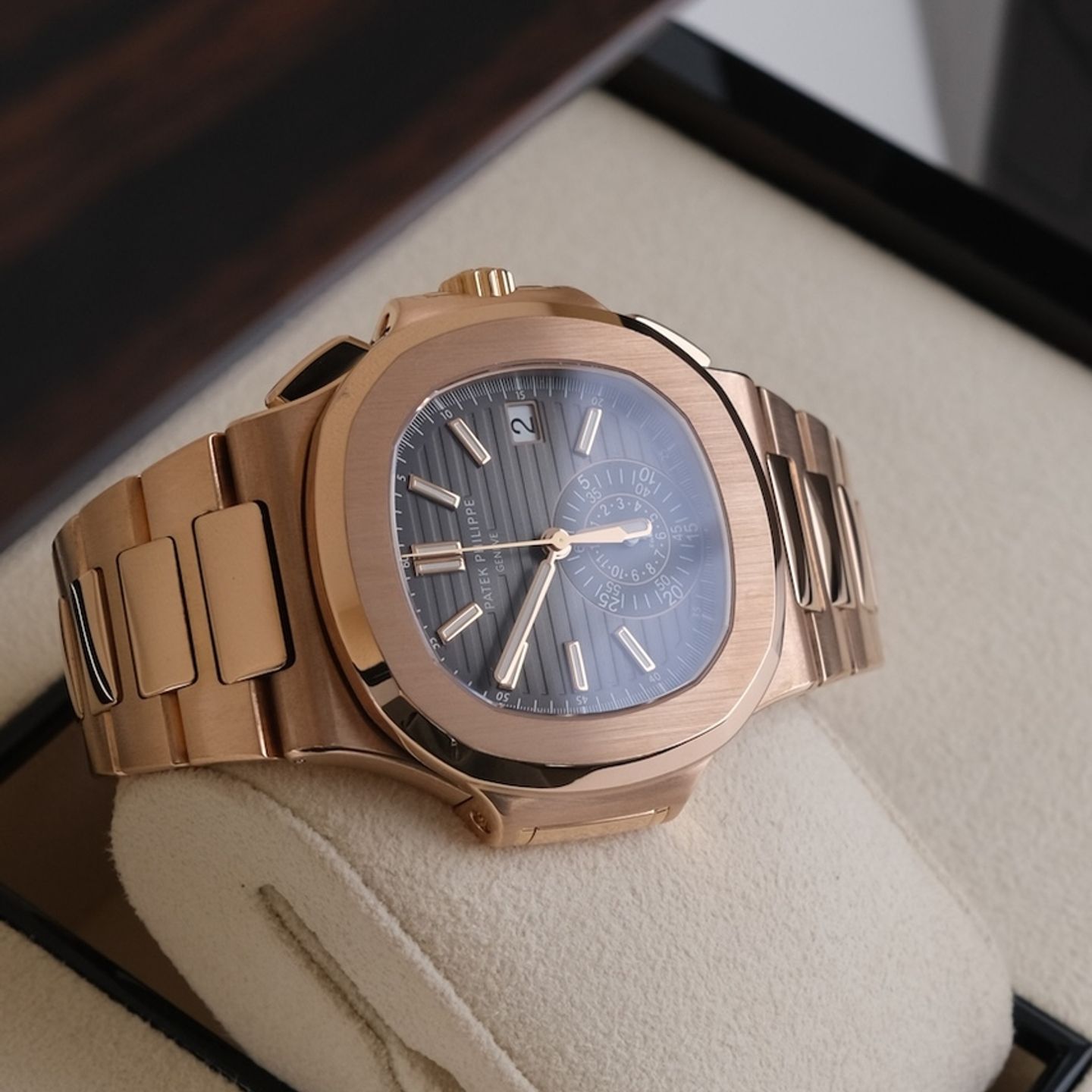 Patek Philippe Nautilus 5980/1R-001 - (5/8)