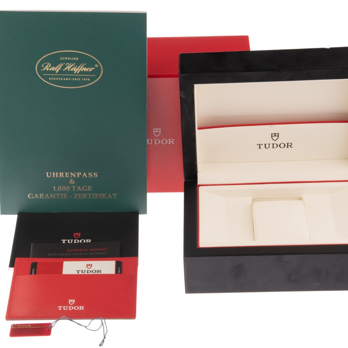 Tudor Classic 22020 (2017) - 28 mm Steel case (2/7)