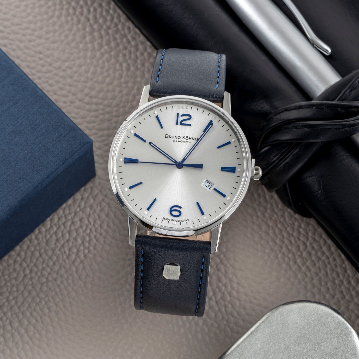 Bruno Söhnle Stuttgard 17-13175-243 (2025) - Silver dial 42 mm Steel case (1/8)