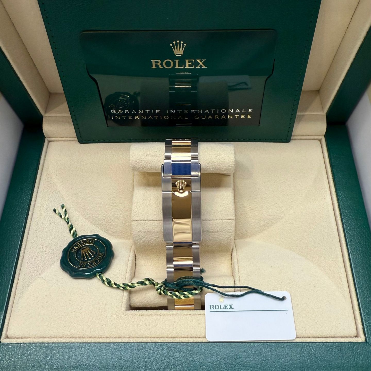 Rolex Daytona 126503 (2024) - 40 mm Gold/Steel case (6/6)