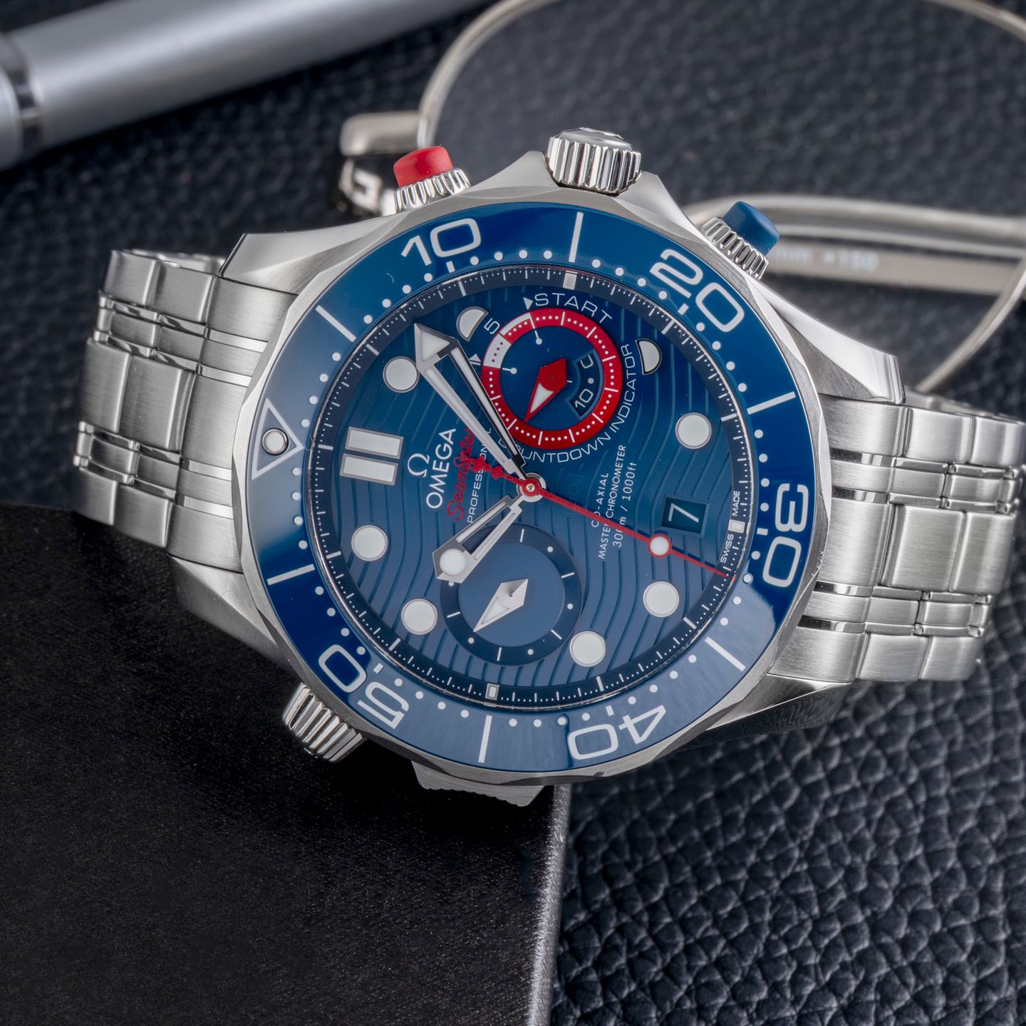 Omega Seamaster Diver 300 M 210.30.44.51.03.002 - (2/8)