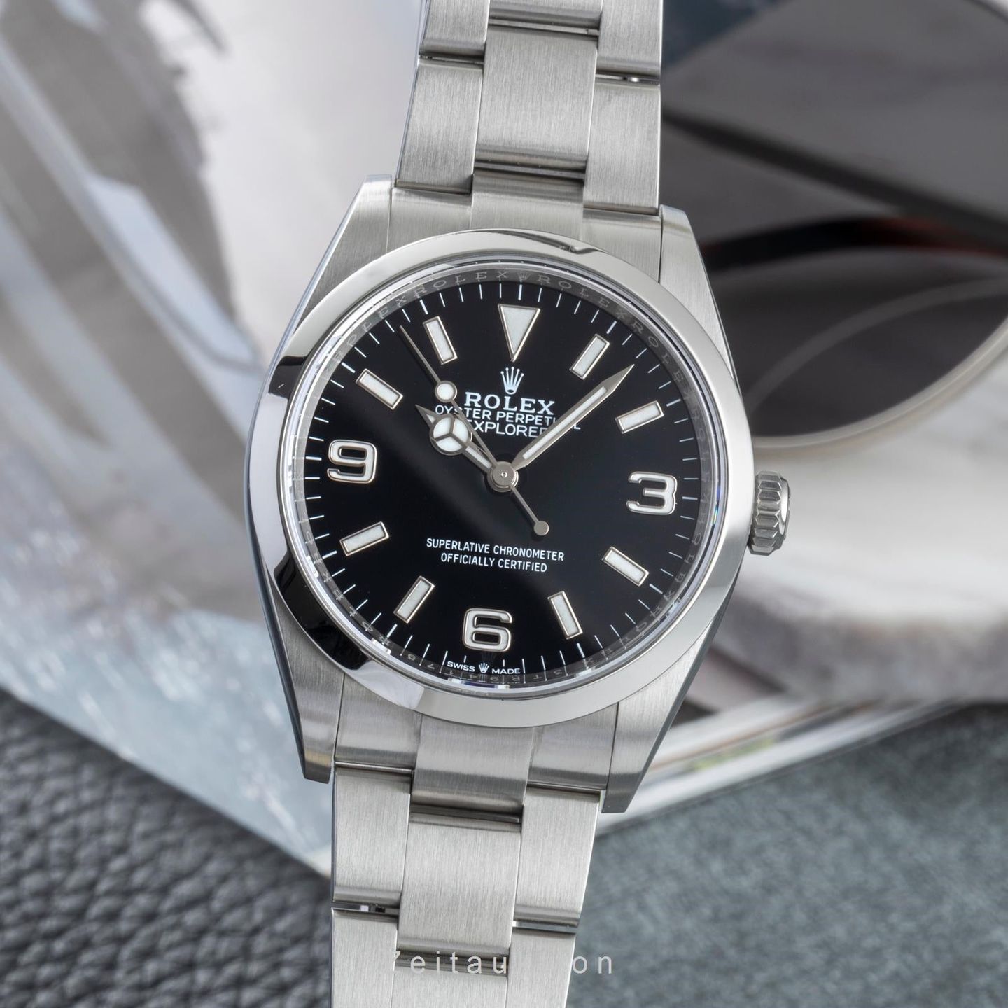Rolex Explorer 124270 (Unknown (random serial)) - Black dial 36 mm Steel case (1/8)