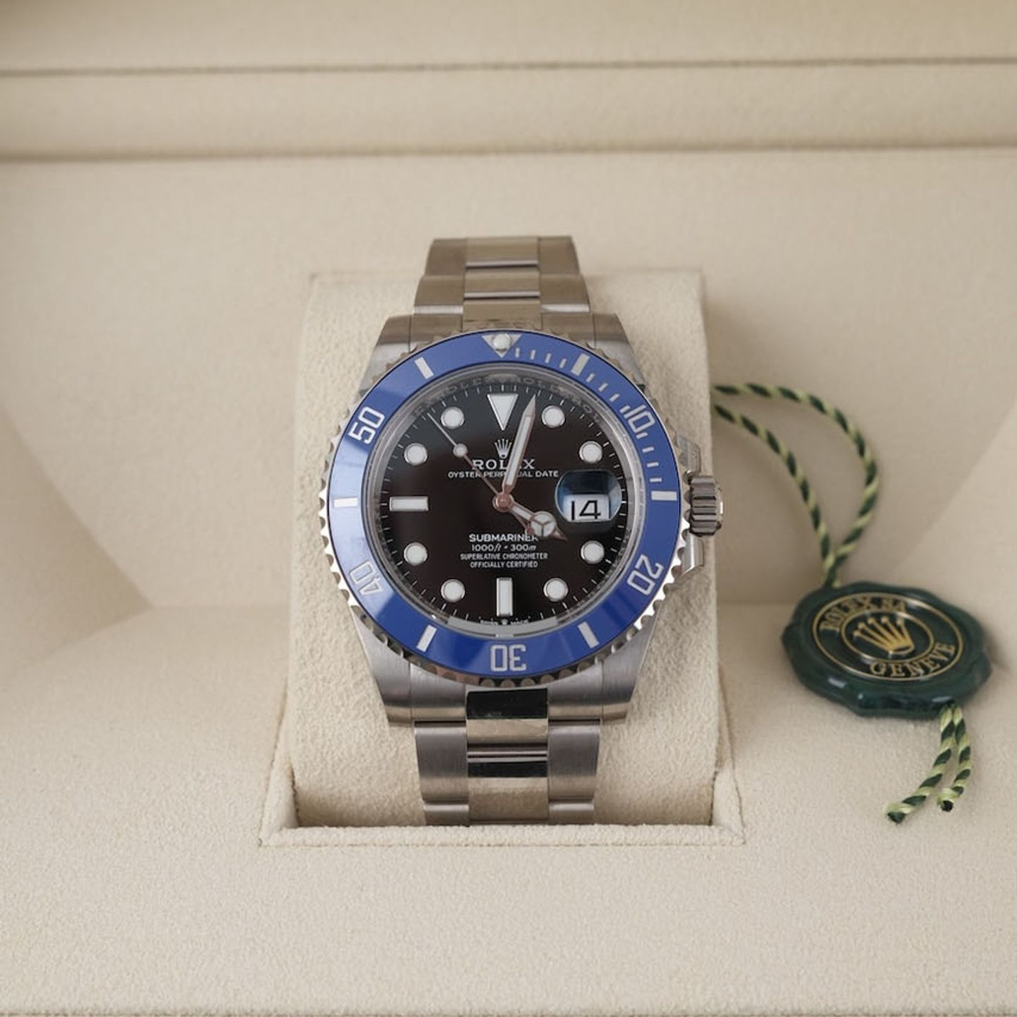 Rolex Submariner Date 126619LB - (2/8)