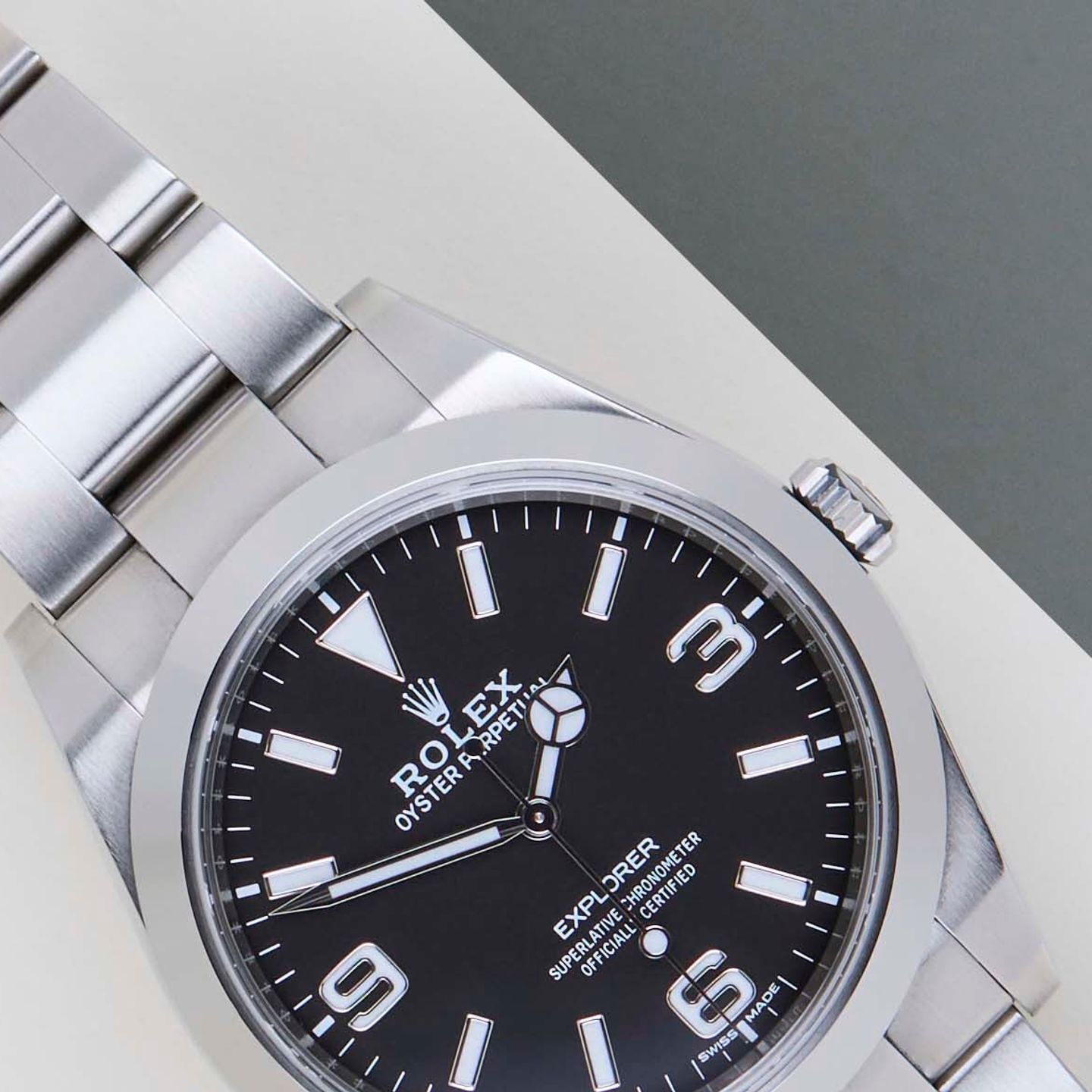 Rolex Explorer 214270 - (3/8)