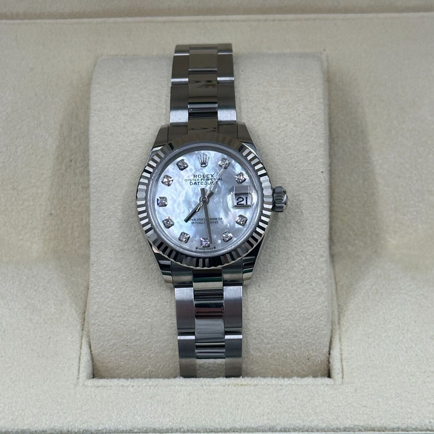 Rolex Lady-Datejust 279174 (2024) - Pearl dial 28 mm Steel case (5/8)